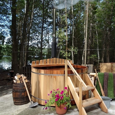 Cedar Wood Hot Tub Steam-Sauna-Raum mit hölzernem brennendem Ofen