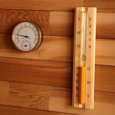 Rustikaler Cedar Steam Sauna Rounded Square im Freien mit Bitumen-Schindel-Deckung