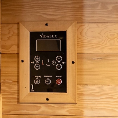 Hölzerne Innen-Infrarotsauna der Personen-1750W 2 niedriger EMF